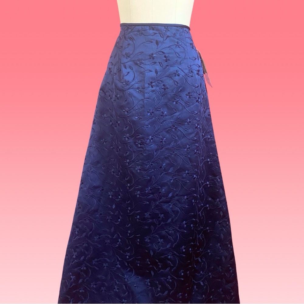 *NWT* Vintage 90s/Y2K Goth FairyCore Navy Blue Satin Embroidered Maxi Skirt 4
